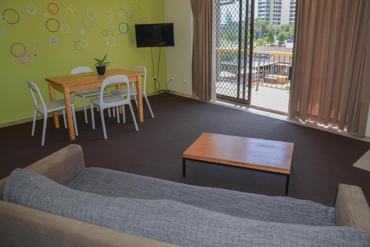 Maxmee Backpackers Resort 黄金海岸 外观 照片