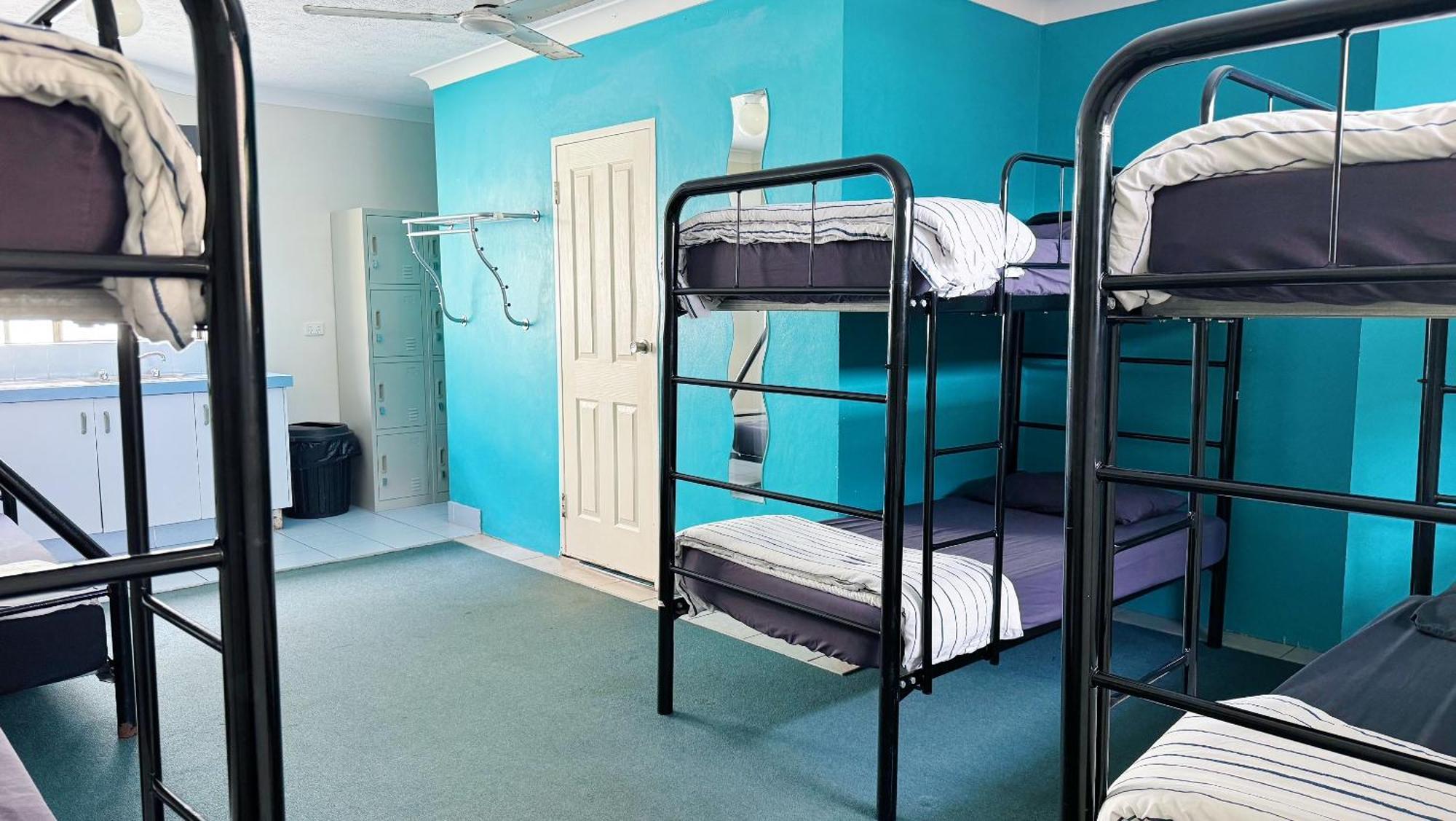 Maxmee Backpackers Resort 黄金海岸 外观 照片