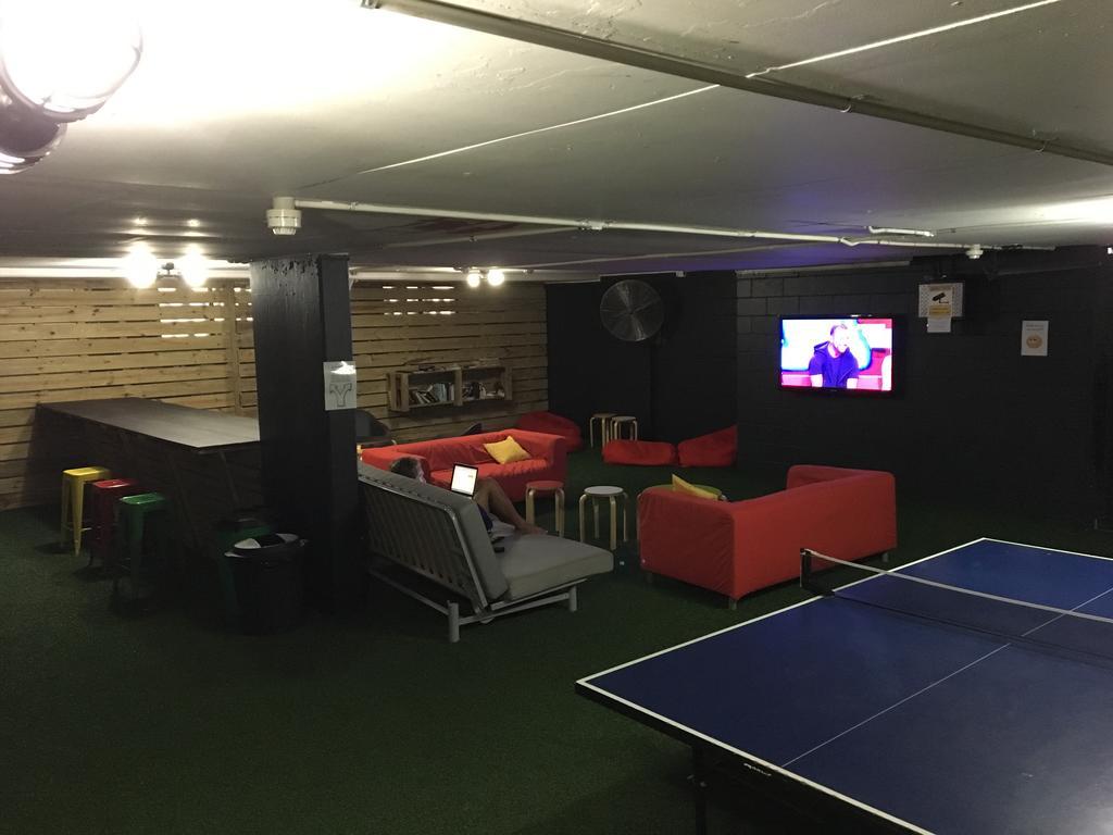 Maxmee Backpackers Resort 黄金海岸 外观 照片